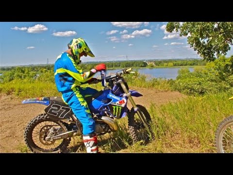 2014 Yamaha YZ450F vs 2001 YZ250 Two Stroke.