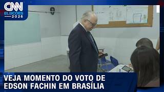 Vídeo: Edson Fachin vota em Brasília neste 2º turno | CNN ELEIÇÕES