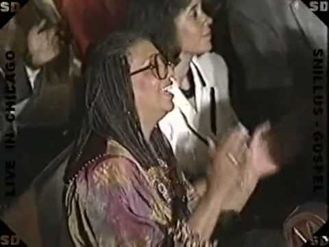 Barrett Sisters - Fly Away - (Live in Chicago) (SnillusGospel)