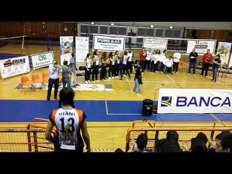 La sfilata della Parma Pallavolo Project femminile