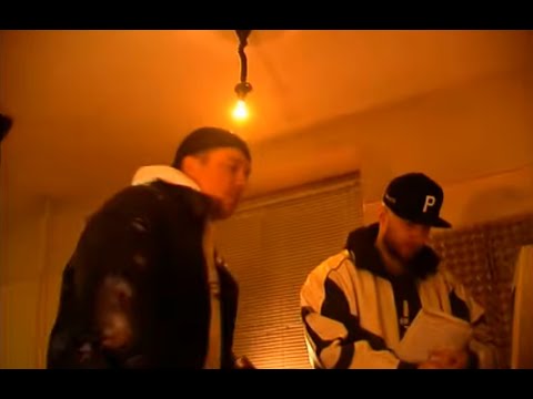 Pionieris - Citrona dzeloņdrātis (feat. Kaizers) (Official Video)