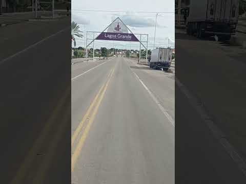 Lagoa grande Pernambuco capital da uva 