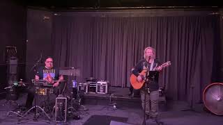 Escape Club Duo - &quot;Alone Again&quot; (Dokken song) - 8/25/2022 at The Pour Shack, Keller, Texas