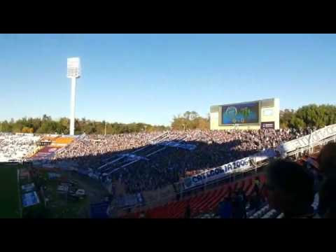 "Esta es una hinchada de verdad" Barra: La Banda del Expreso • Club: Godoy Cruz