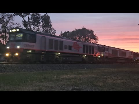 2PM9 SCT up "Dark Ghost" (CSR CSR SCT, 97P), Forrestfield to Laverton, 2035, 13/11/25, Horsham VIC 