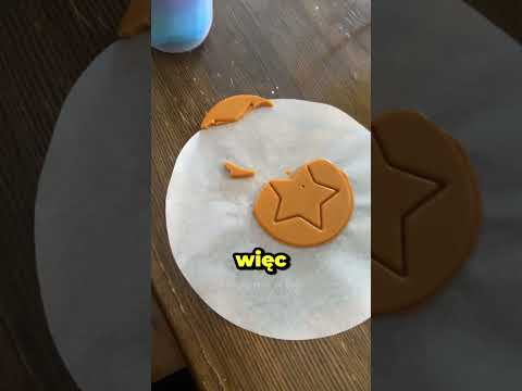 Nagrała Prawdziwy Glitch W Matrixie