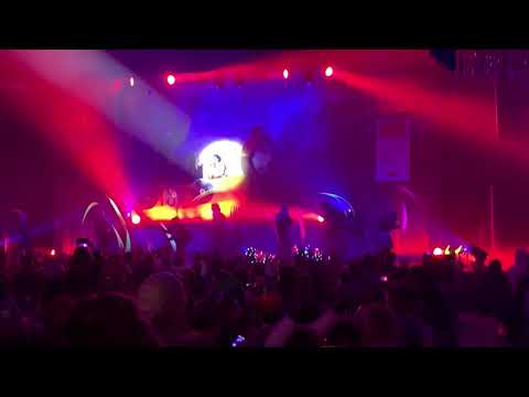 Rosa Sitzung 2020 - lesbisches Ballett