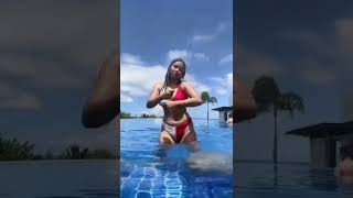 bikini TikTok be like..