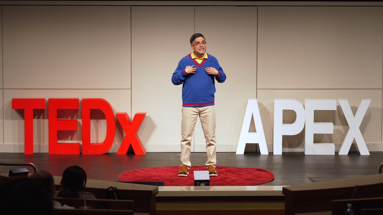 Shashin Surkund on stage
