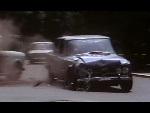 Inseguimento car chase - La polizia interviene ordine di Uccidere! 1975