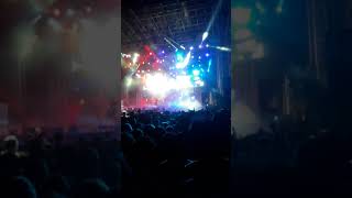 Caparezza - La Rivoluzione del Sessintutto/L&#39;uomo che premette (Live Roma 16/07/2018)