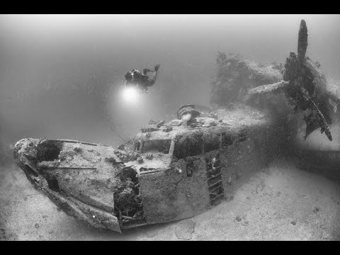 The RIDICULOUS GAMBLE 17,000 US Marines Landed in the Pacific    And Were Immediately Abandoned by A