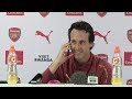 Arsenal Boss Unai Emery Answers Journalist's Phone During Press Conference