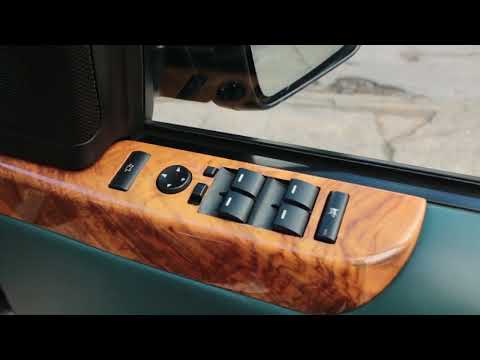 Land Rover OVERFINCH 5.0 V8 AUTOBIOGRAPHY SUV 5DR PETROL AUTO 4WD 510 PS OVERFINCH FY10 CNC