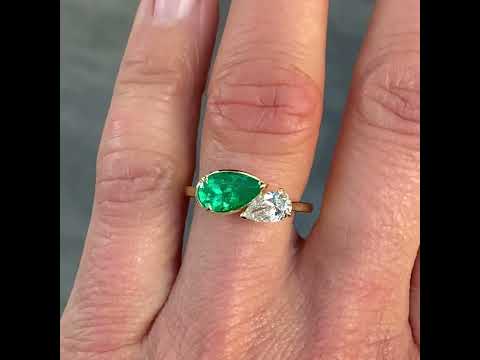 Bespoke toi et moi engagement ring, Sydney jeweller Lizunova Fine Jewels.