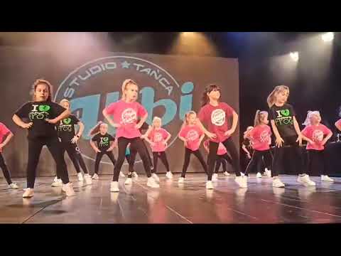 „Witajcie w naszej bajce”- Akademia Pana Kleksa