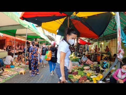 A Traditional Cambodian Morning Market at Boeung Trabek Plaza, Phnom Penh 8 AM