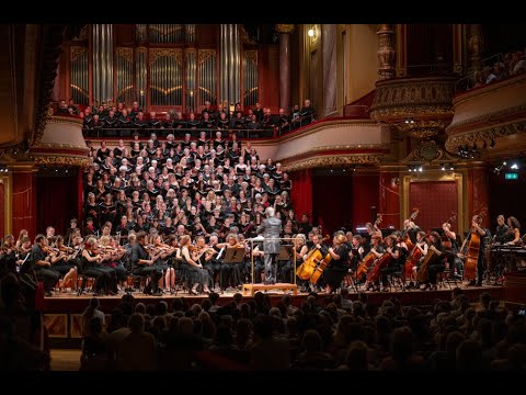 DOGORA - Etienne PERRUCHON