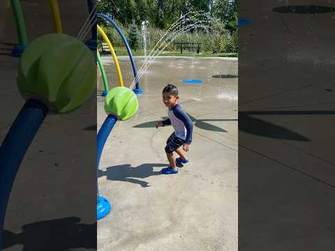 Fun With Water #fun #cool #funny #viralvideo #viralshort #amusement #parkfun #park #funpark #summer