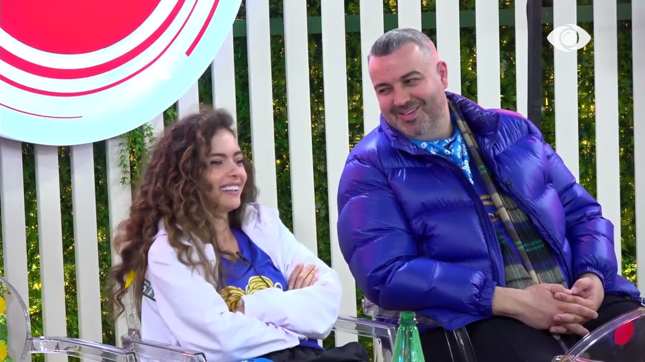 E kam puthur në gjumë/ Rogerti bisedon me Livian për djalin e tij