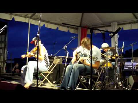 Seven Nations - Fiddle Tunes w/Vic, Will, & Crisco - Cleveland Irish Fest 2009