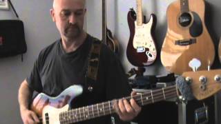 killer on the loose by thin lizzy  bass playalong