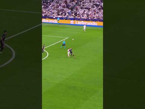 Modrić: takes the corner, tracks back to make the recovery 💪