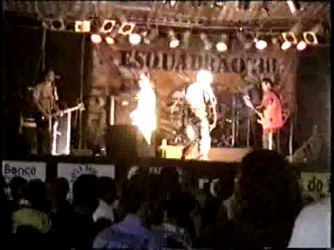 ESQUADRÃO 38 ASSACINOS SOCIAIS