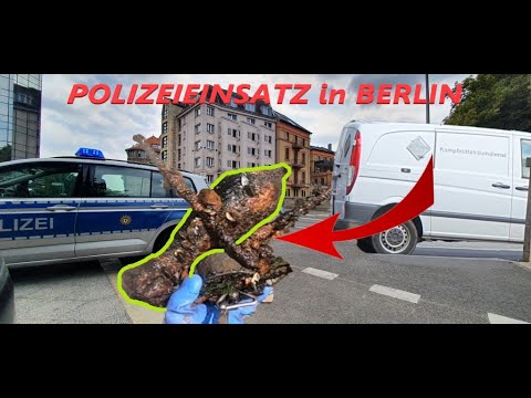 Polizeieinsatz in Berlin wegen MÖRSERGRANATE DOLCH beim Aufräumen gefunden MaScottchen Magnetfischen
