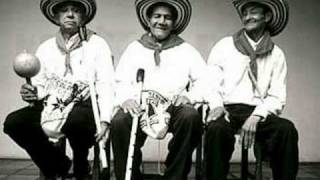 DEJALA QUE LLORE - TOÑO FERNANDEZ Y LOS GAITEROS DE SAN JACINTO.