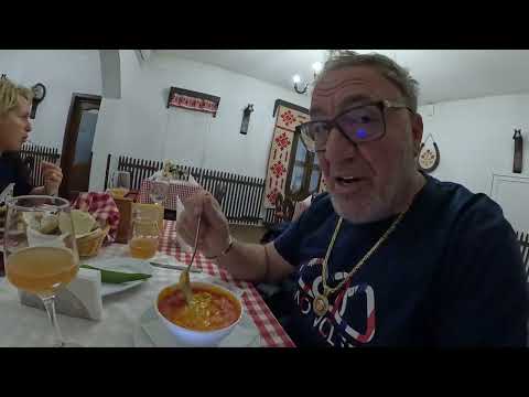 LA RESTAURANT CU OCONASA DOUA SNITELE AM DOBORAT