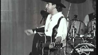 Lee Kernaghan She's my ute.