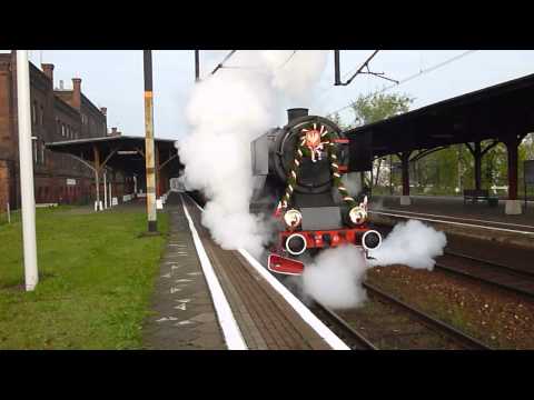 TY42-24 z pociągiem "Pierwszy transport repatriantów" do Oleśnicy.