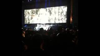 Jay-Z debuts &quot;What We Talkin&#39; About&quot; in Chicago 2009