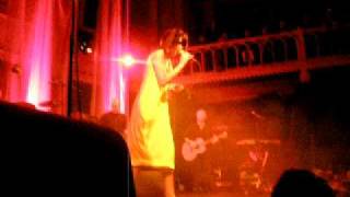 Cause and Effect - Maria mena Live