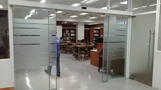 ประตูอัตโนมัติเลื่อนบานคู่