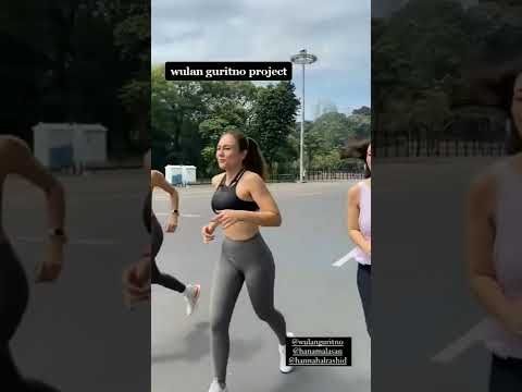 ngintipin WULAN GURITNO yang lagi olahraga #shorts cantik banget sih