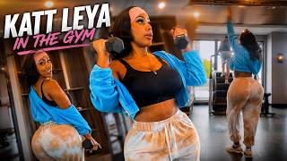 Curvy🍑 Model 🔥Katt Leya😍 In The Gym🏋️‍♀️ BBL😍 Woman WorkOut💪🏼 LIVE 5/3/2023