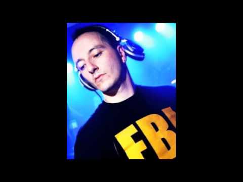 ZX aka Zenith Vs Avex - Scream (Main Version)