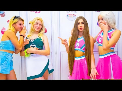 Coach Abby et les Cheerleaders Frogs vs Team Bunny ! | De qui Diana apprend-elle toute la vérité ?