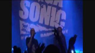 RAGGASONIC KISDER LIVE BATACLAN 2010