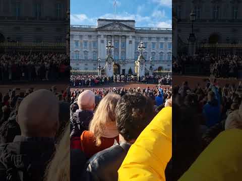 The Changing of the Guard at Buckingham Palace, Monday 2nd January 2023 👑