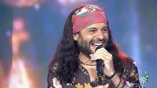 En El Último Minuto Lyrics English Translation