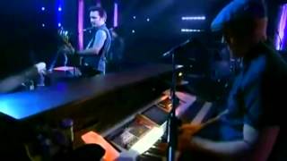 Green Day - ¿Viva La Gloria? (Little Girl) [Live Canal + France][HD]