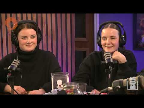 𝗞𝗹𝗲𝘁𝘀𝗸𝗹𝗮𝗻𝗸 𝗟𝗜𝗩𝗘 | Kletspot met Younique en Michiel Hendriks van 'Winter vol Liefde'