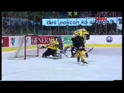 ebel 2011/12. round 16 Medveščak-Vienna 7-2