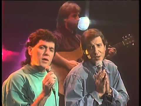 Igal Bashan y Shlomi Shabat - Ieled Atzuv     יגאל בשן ושלומי שבת - ילד עצוב