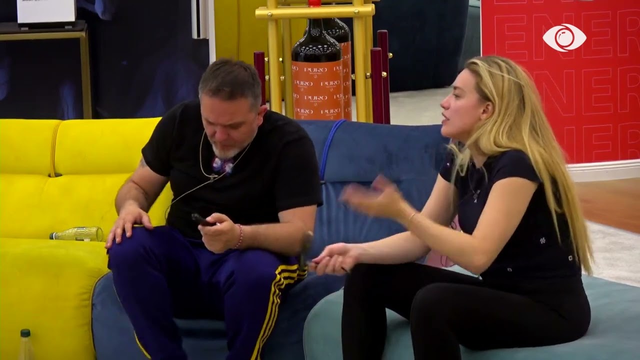 “U preke për një vezë dhe nuk mbrojte shoqen tënde”/ Roza përplaset me Heidin