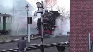 preview picture of video 'Dampfjäger Zittauer Schmalspurbahn Bertsdorf - Oybin / steam train leaving to Oybin'