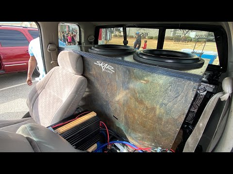 2 15" SUBWOOFERS TEAR UP THIS TOYOTA TACOMA!